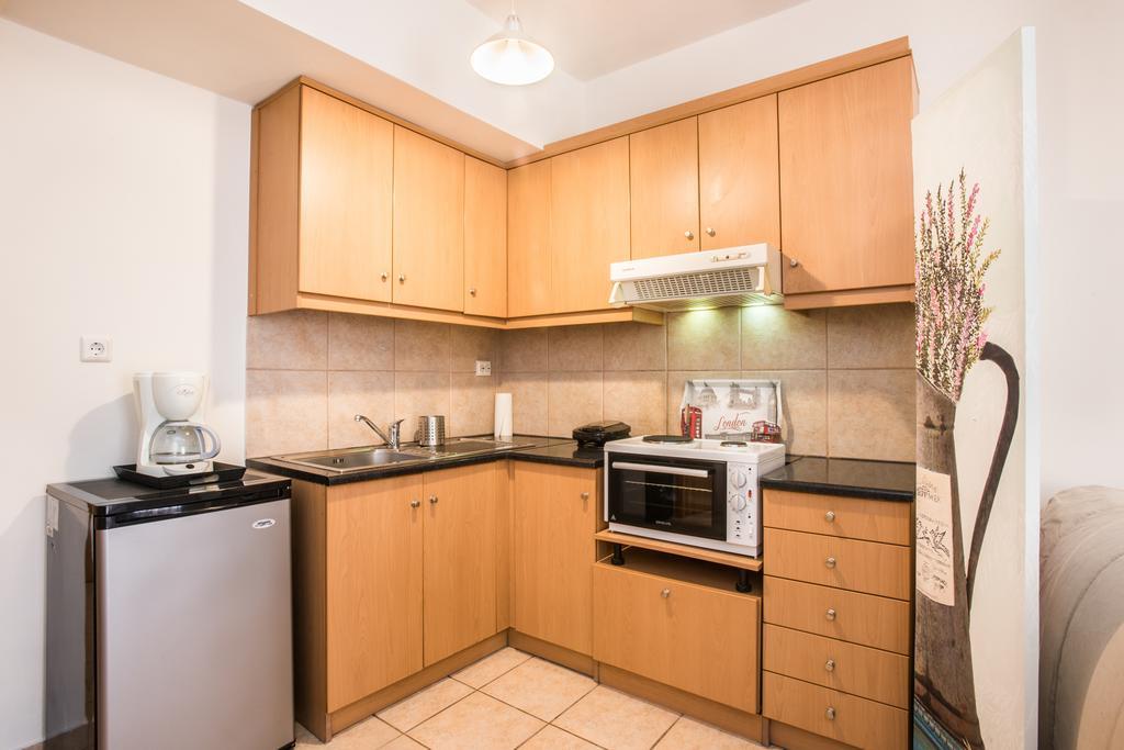 Mini Art Apartments Gerani  Exterior photo